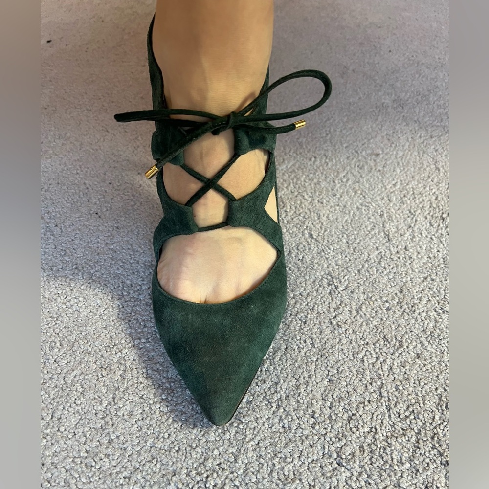 White House black market suede heels size 8.5. Good condition